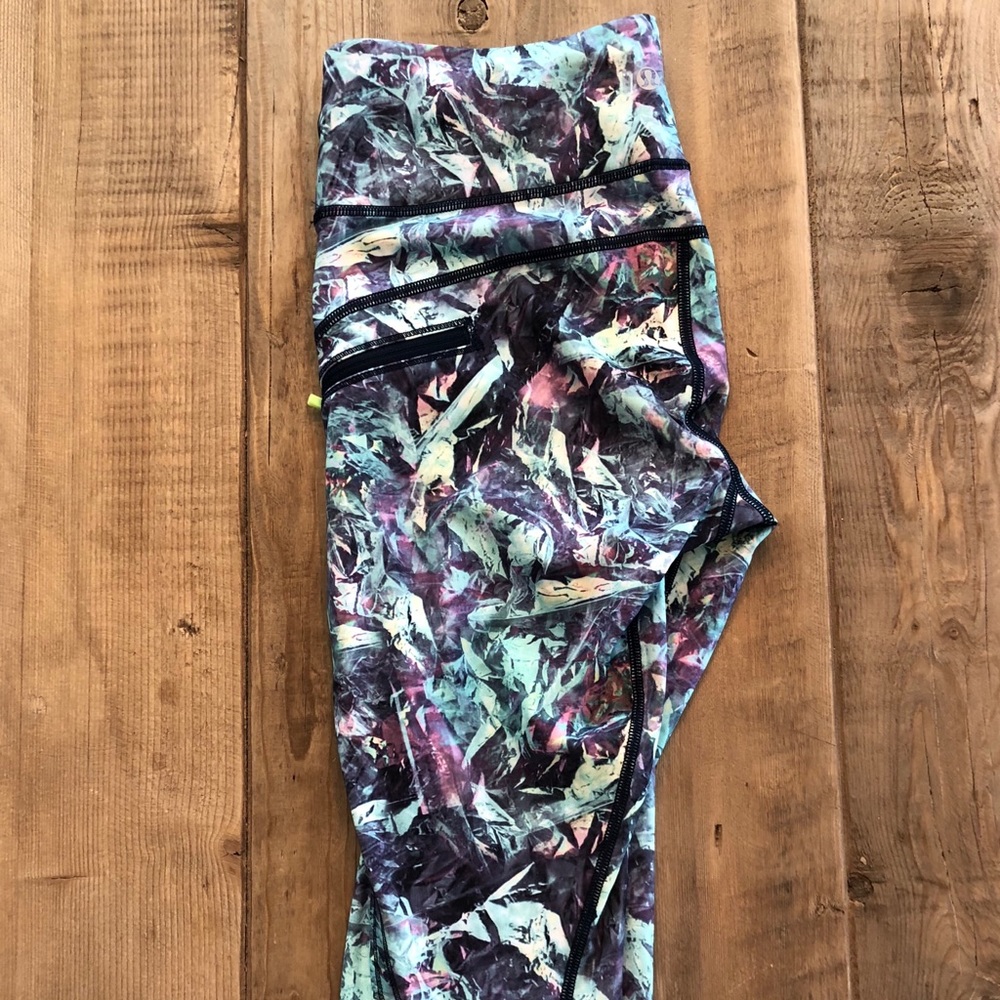 Lululemon patterned crops